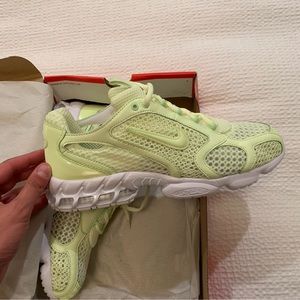 Size 11 Nike Air Zoom Spiradon Cage 2 Volt Green